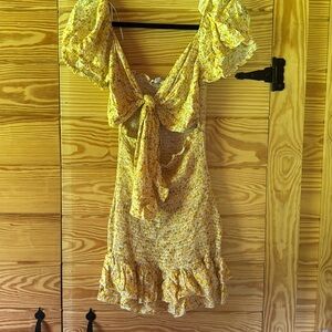 Yellow floral Smocked Cut Out Mini Dress size small Mable